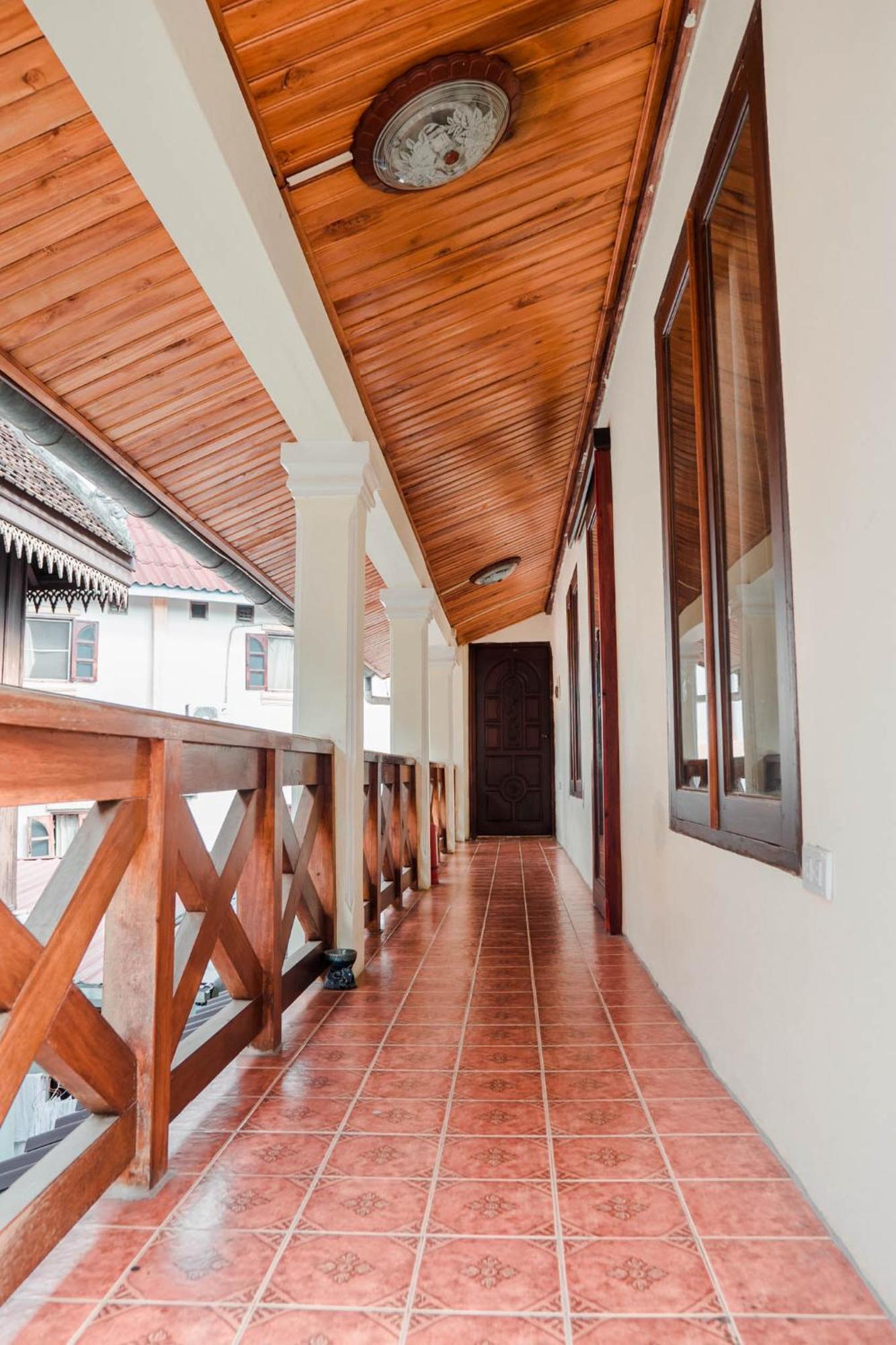 Oudomsouk Luang Prabang Hotel Exterior photo