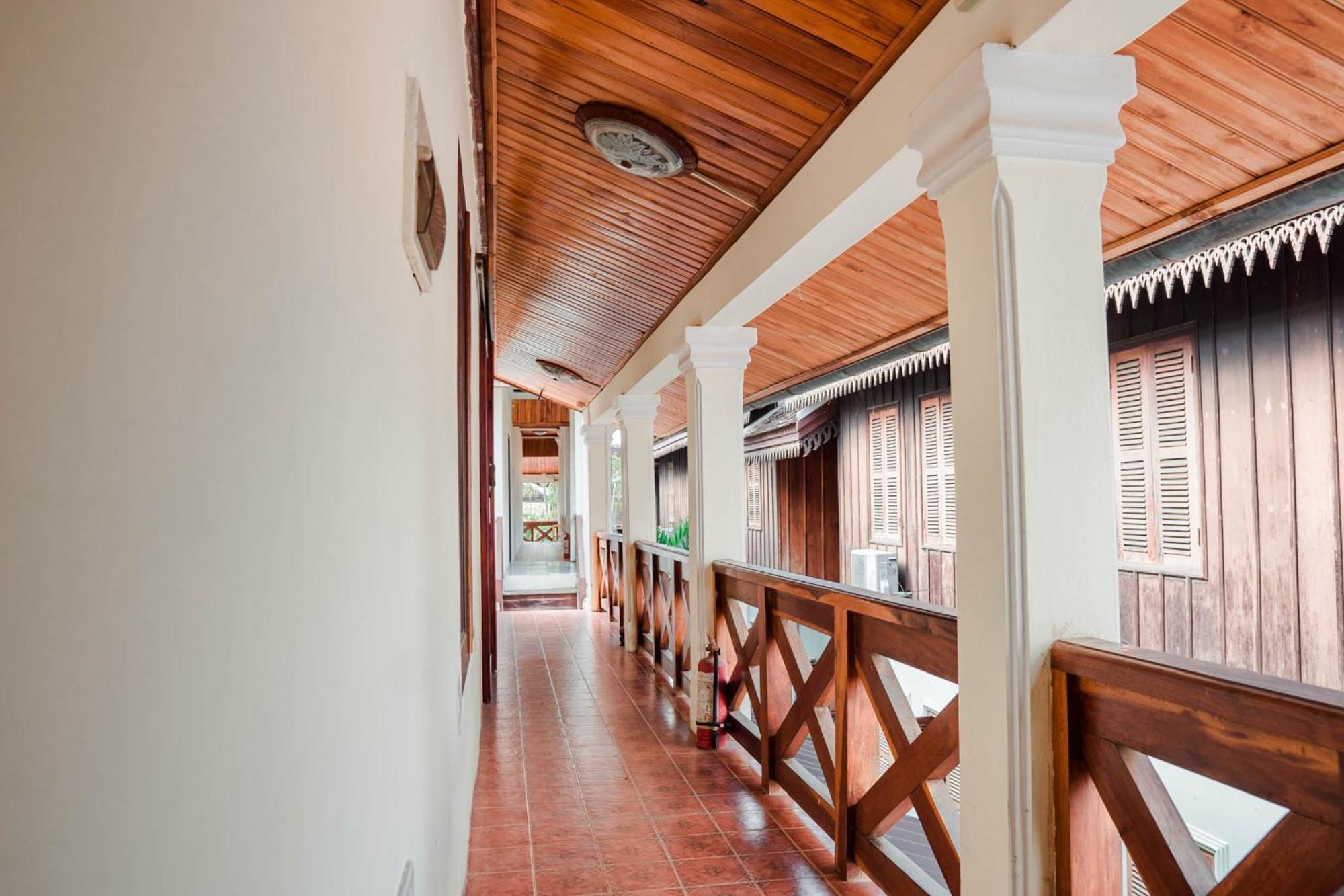 Oudomsouk Luang Prabang Hotel Exterior photo